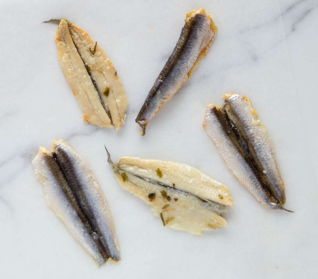 Anchovies in Garlic