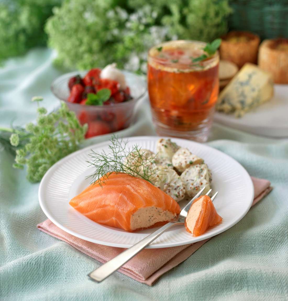 Great on a plate - Paupiettes with Hot Smoked Salmon