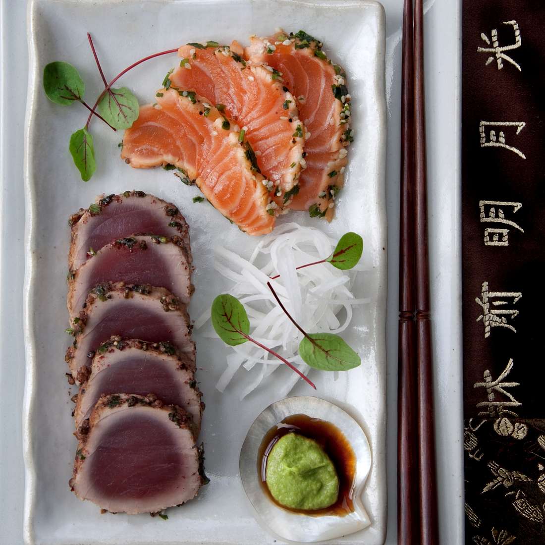 Great on a plate - Salmon Tataki