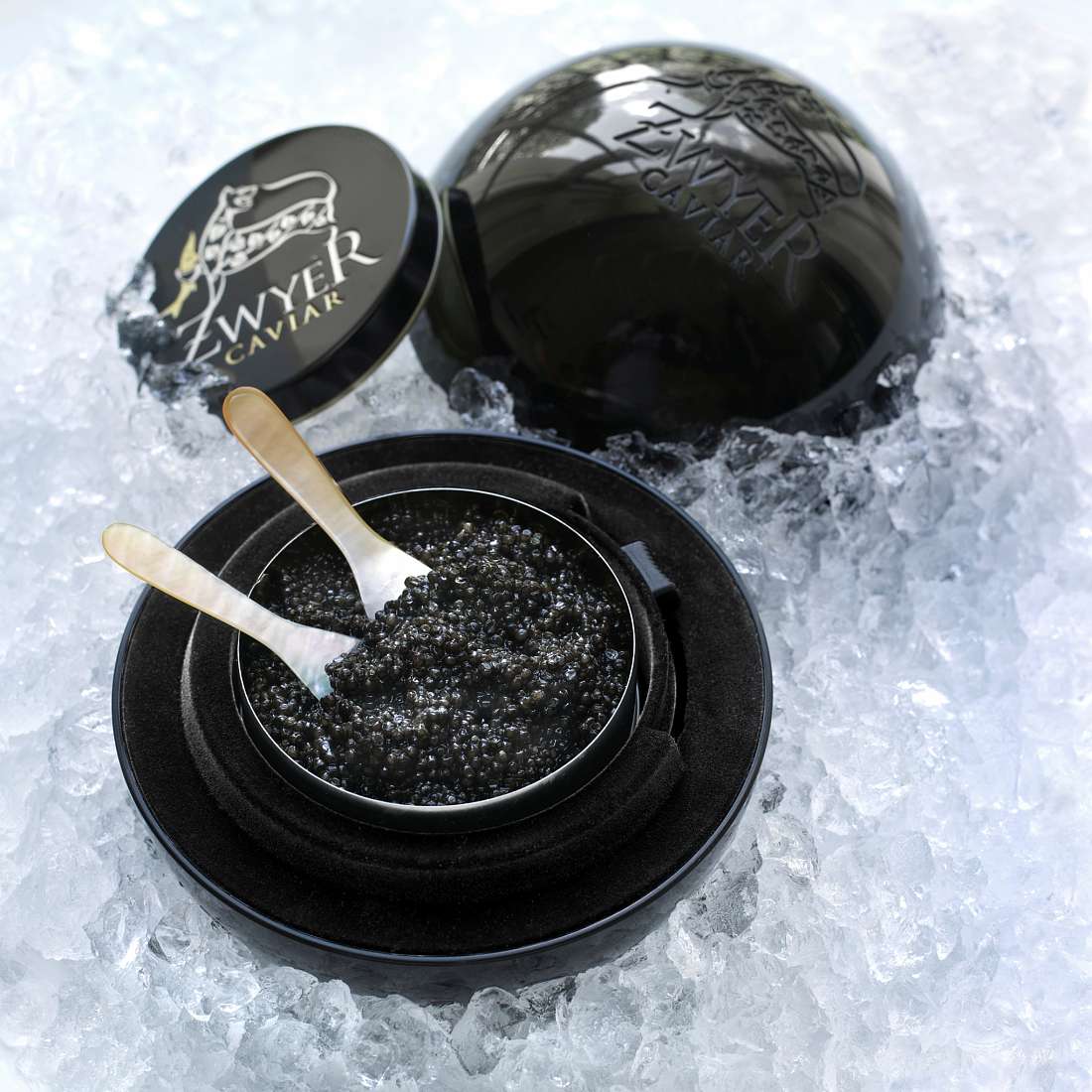 Great on a plate - Zwyer Caviar - Baeri Classic